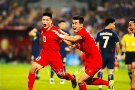 Thắng Thái Lan 3-2 ở chung kết lượt về, Việt Nam vô địch ASEAN Cup 2024